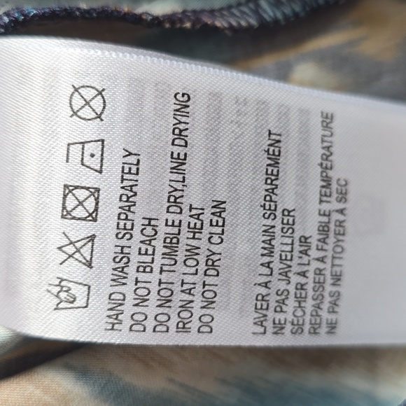 FARM Rio Pineapple Ikat Beaded Matelasse Button Front Euro Boho Top Blue NWT - Picture 14 of 16